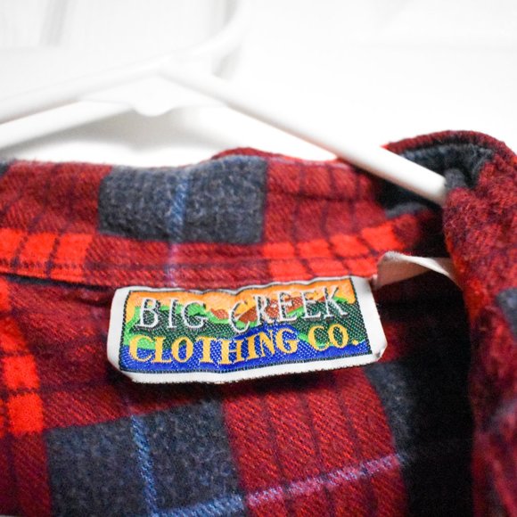 Oversized Comfy Red Plaid Flannel Shirt Size Medium Men's - Picture 2 of 3